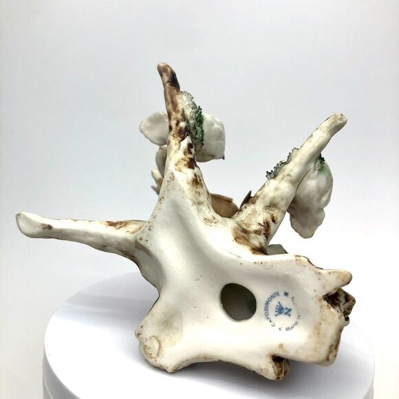 Capodimonte Italy Porcelain Mama Bird & Baby Birds Just Hatched Figurine 1980s - Picture 2 of 16